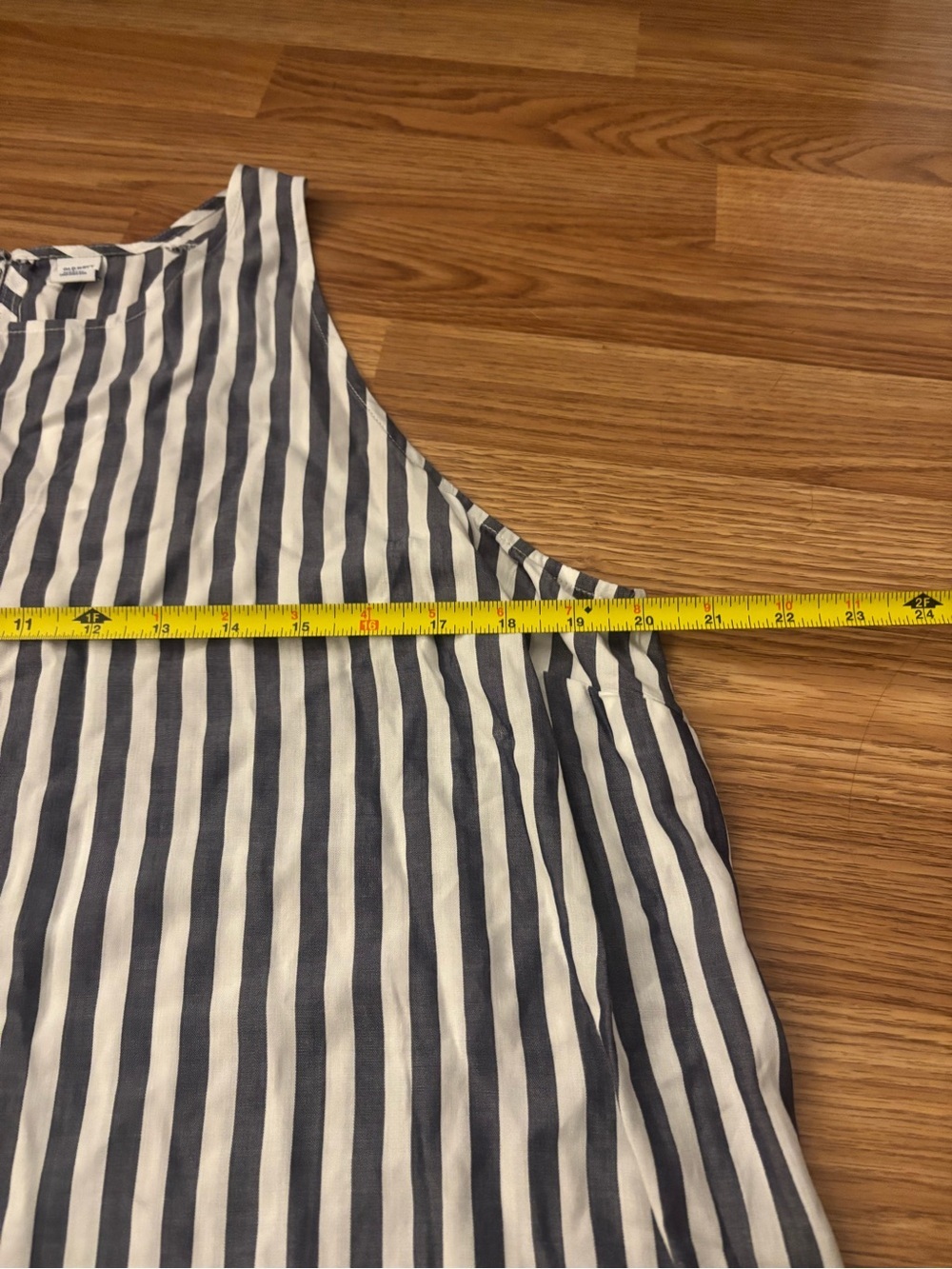 Old Navy Striped Sleeveless Tank Top Size XL - Picture 5 of 7